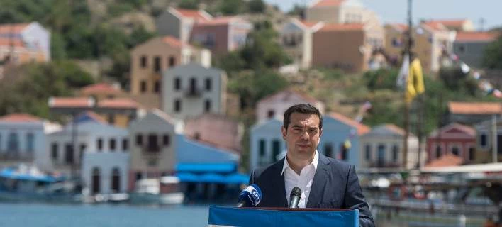 Αρχίζει τις φιέστες ο Τσίπρας: Πρώτα Καστελόριζο αλα ΓΑΠ και μετά Πνύκα